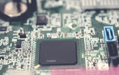 长安大学获得悬挂式公路钢板护栏无人清洗机专利到达充沛的清洗作用